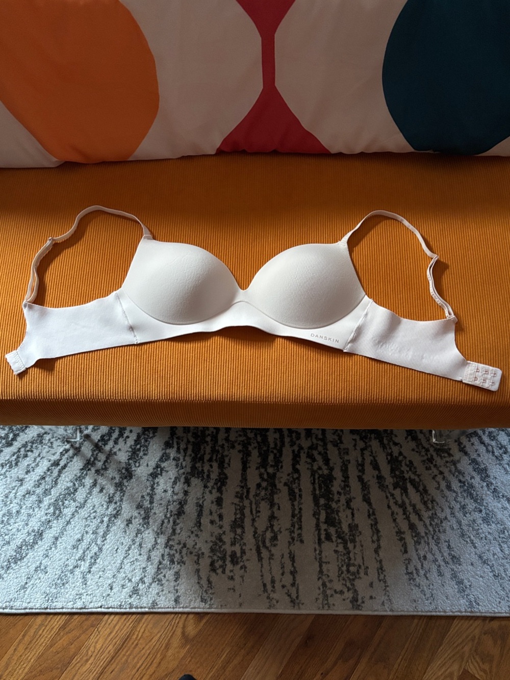 Danskin Nude/Light Pink Seamless T-Shirt Bra